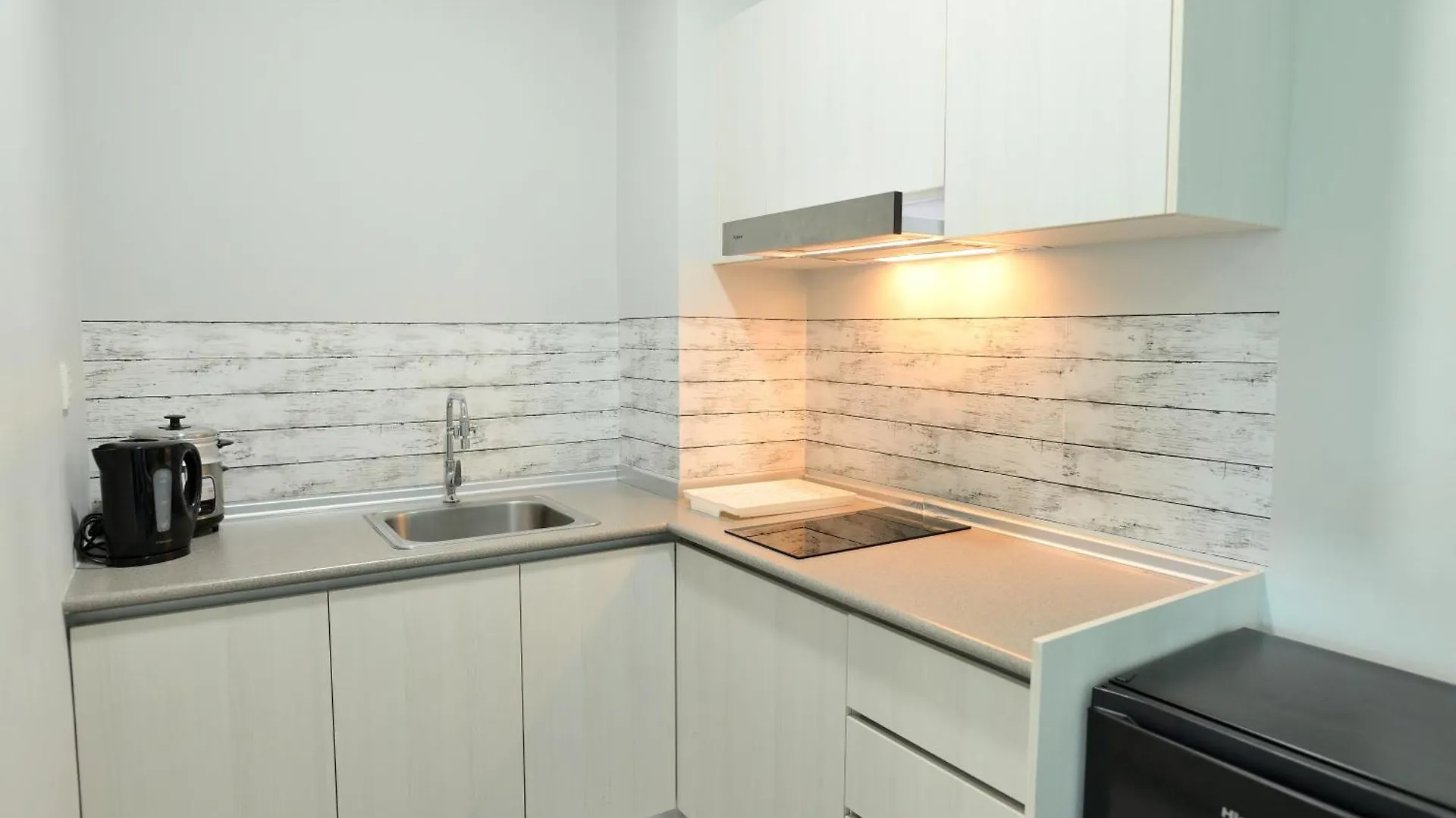 Jesselton Quay Homestay Near Suria Sabah By Stayplace Kota Kinabalu 0*,  Malezya